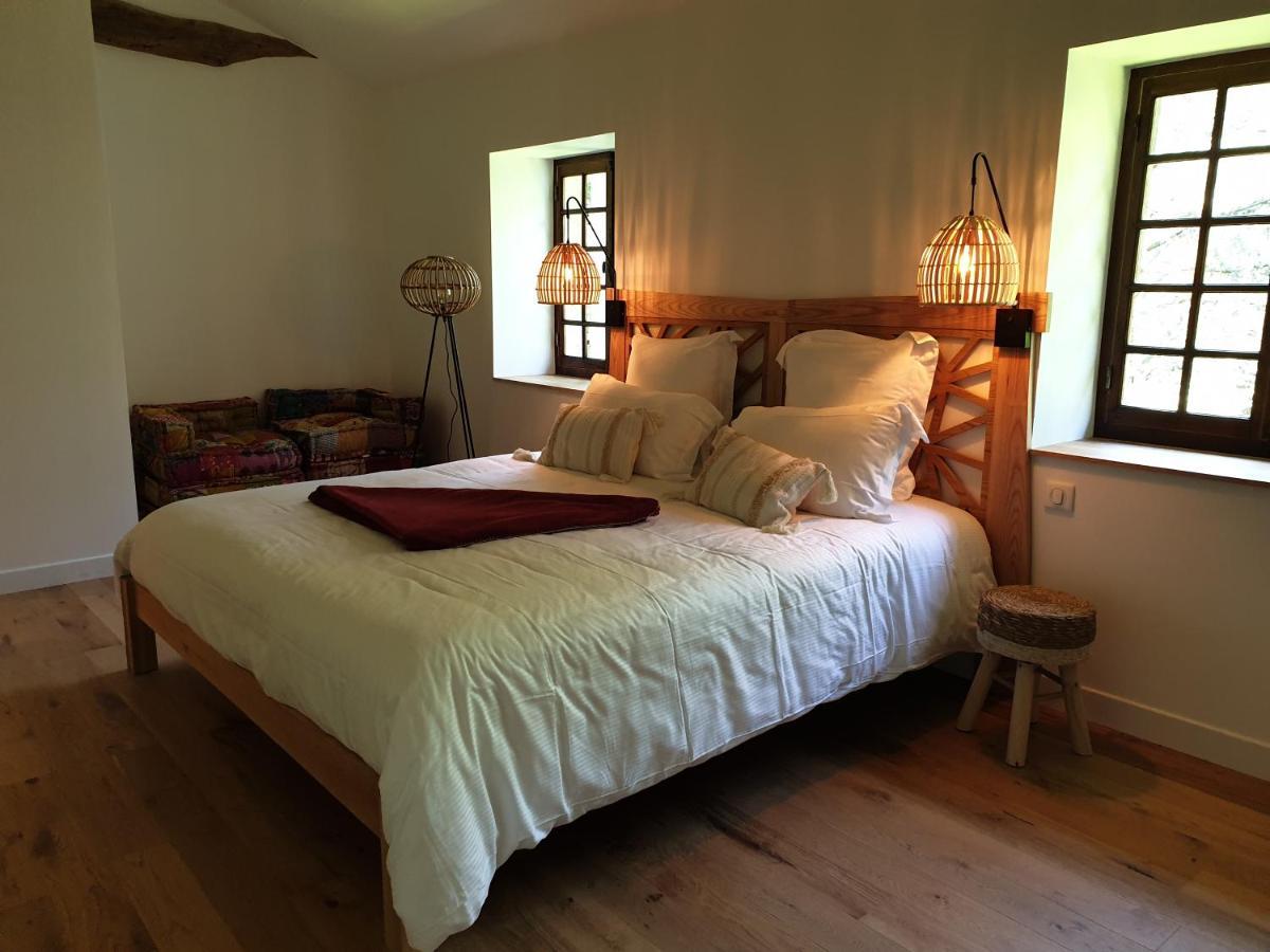 Le Carge D'Arlay Bed & Breakfast Charnay-les-Macon ภายนอก รูปภาพ